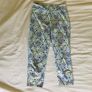 Capri patterned leggings